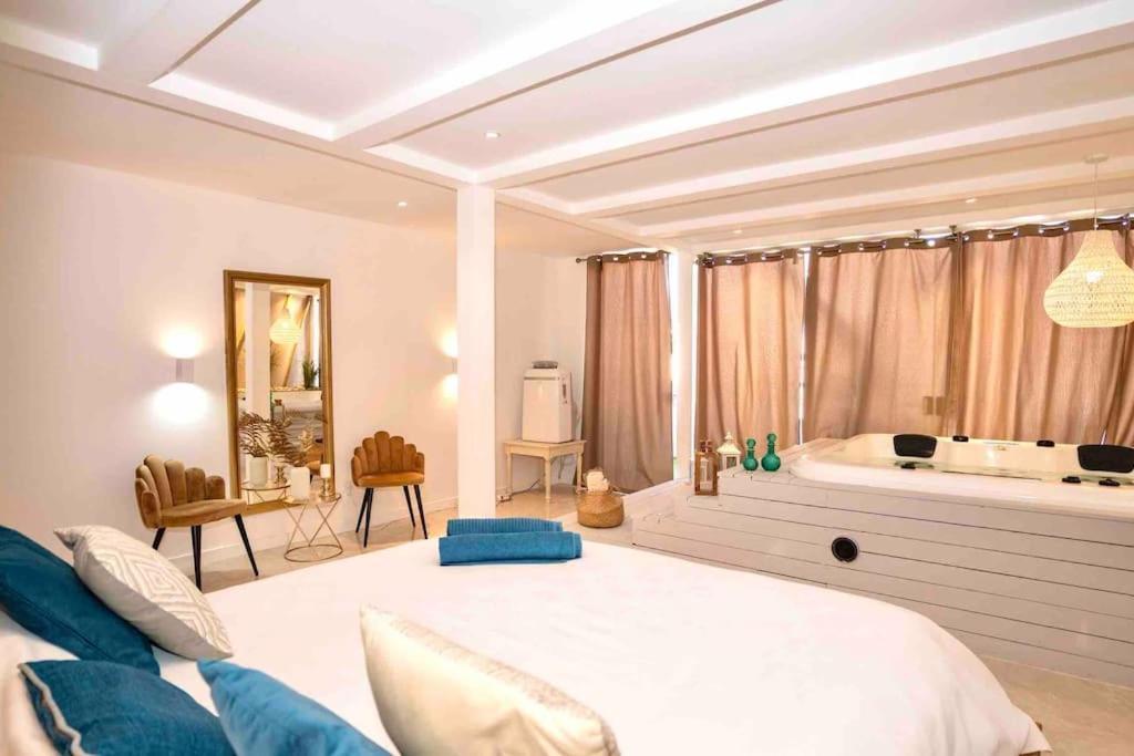 Luxuryvilla With Private Heated Pool And Spa 7P Quarteira Exterior foto